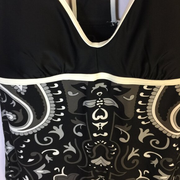 Athleta Athletic Dress Size ST Womans Tall Black Paisley Racer Back Built In Bra - Picture 13 of 16